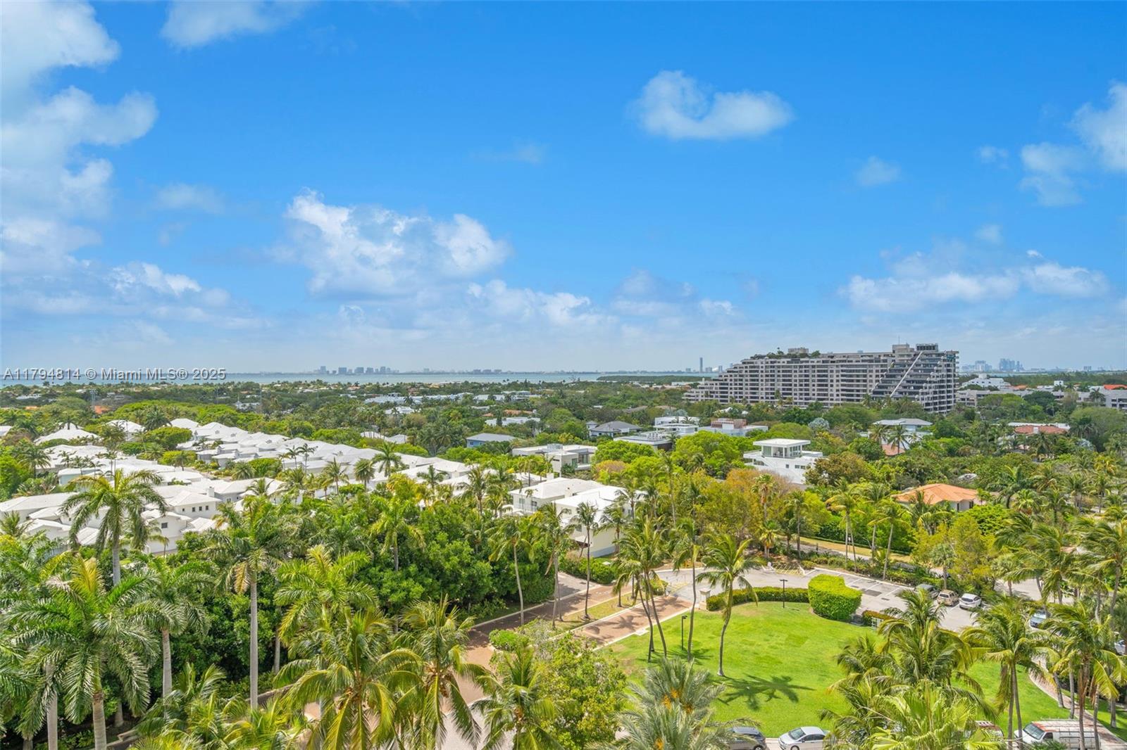 445 Grand Bay Dr #1001, Key Biscayne, Florida image 11
