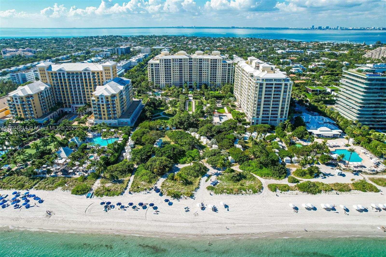 445 Grand Bay Dr #1001, Key Biscayne, Florida image 2