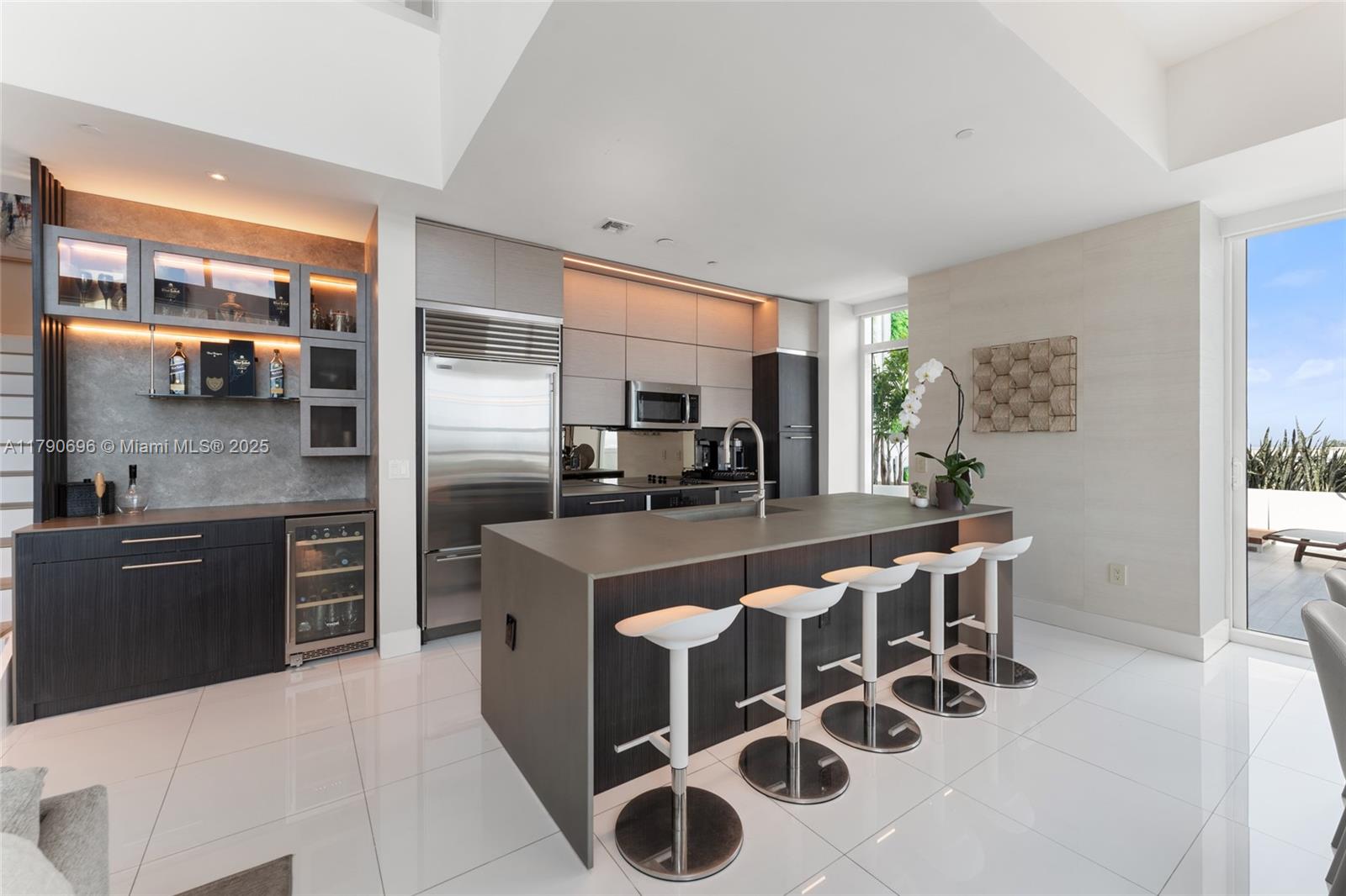 Property photo # 6