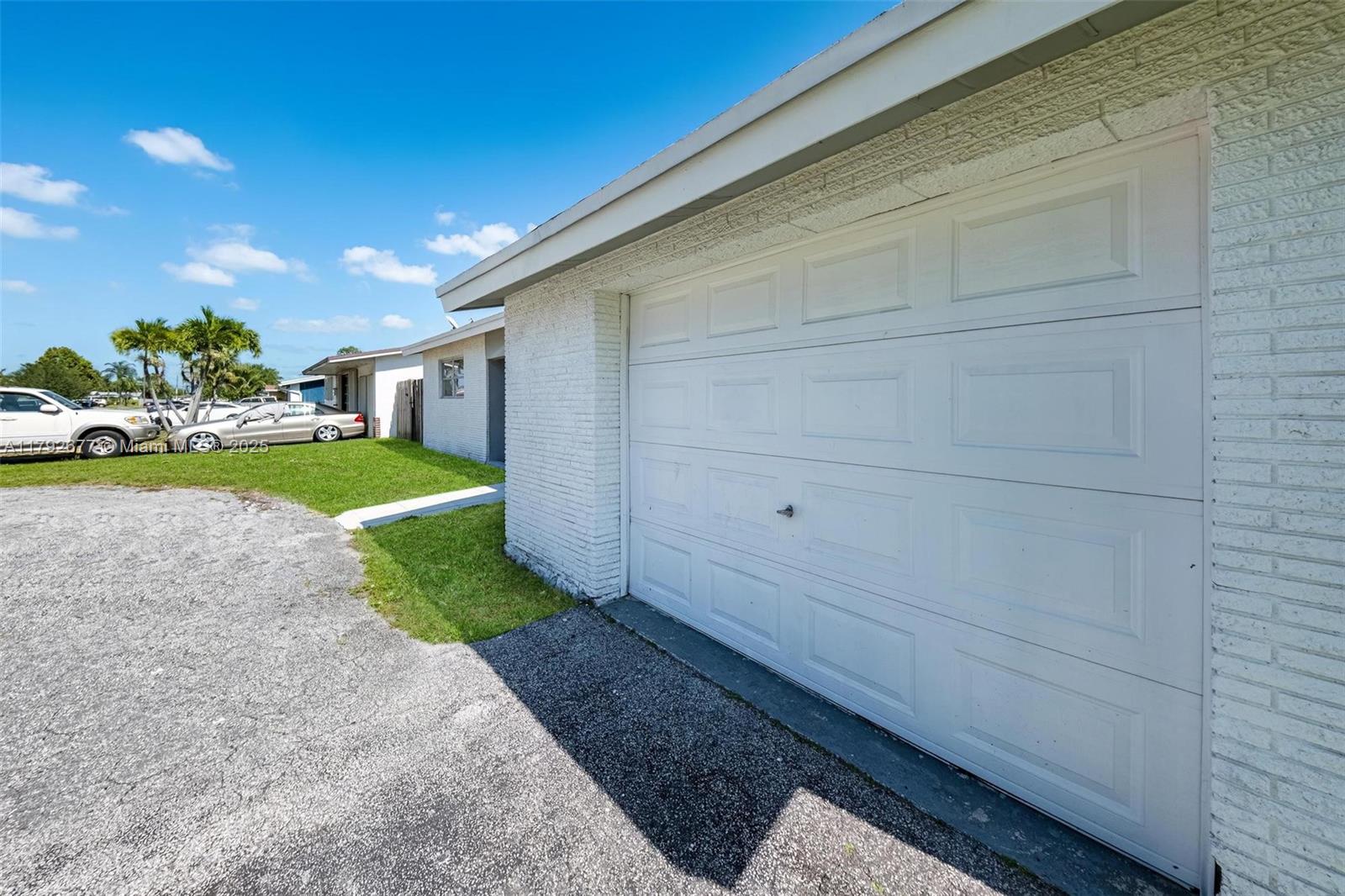 6620 NW 21st Ct, Sunrise, Florida image 6