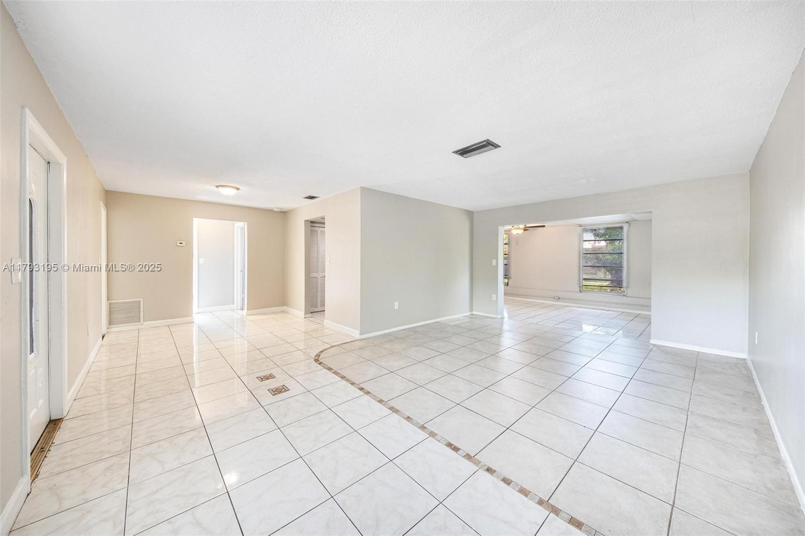 6421 NW 24th Pl, Sunrise, Florida image 21