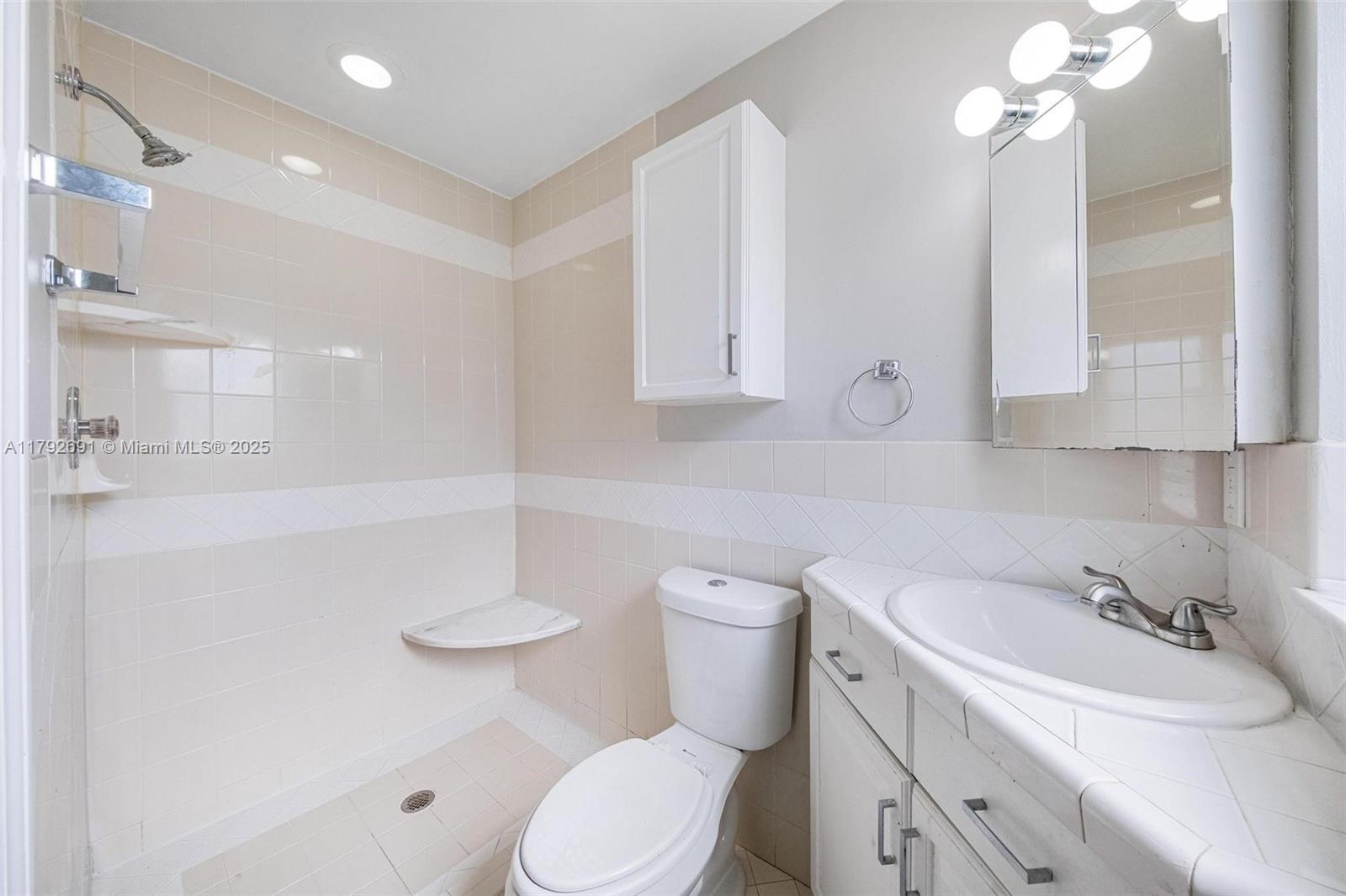 7717 SW 9th St, North Lauderdale, Florida image 18