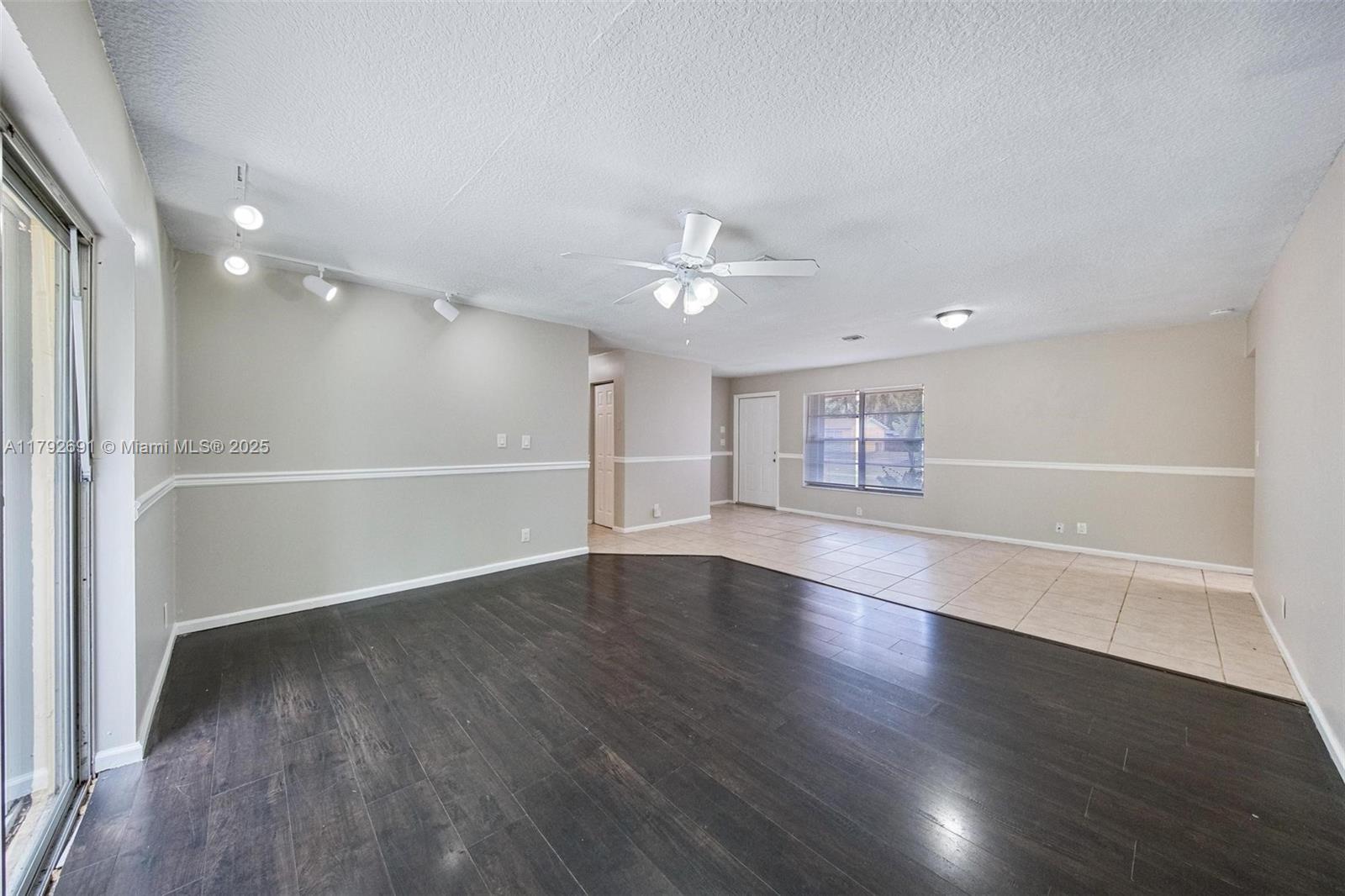 7717 SW 9th St, North Lauderdale, Florida image 9