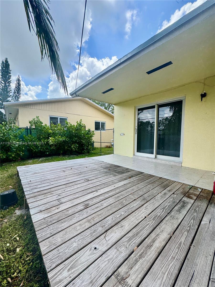 Property photo # 6
