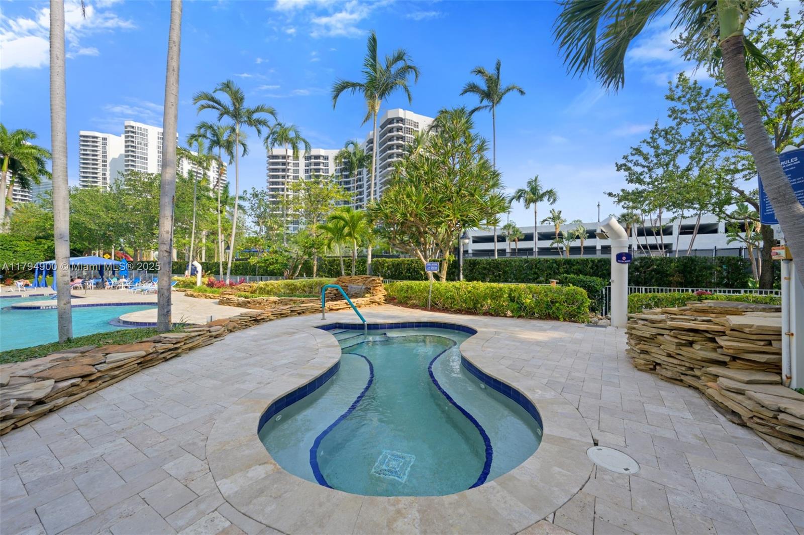 3500 Mystic Pointe Drive #2108, Aventura, Florida image 14