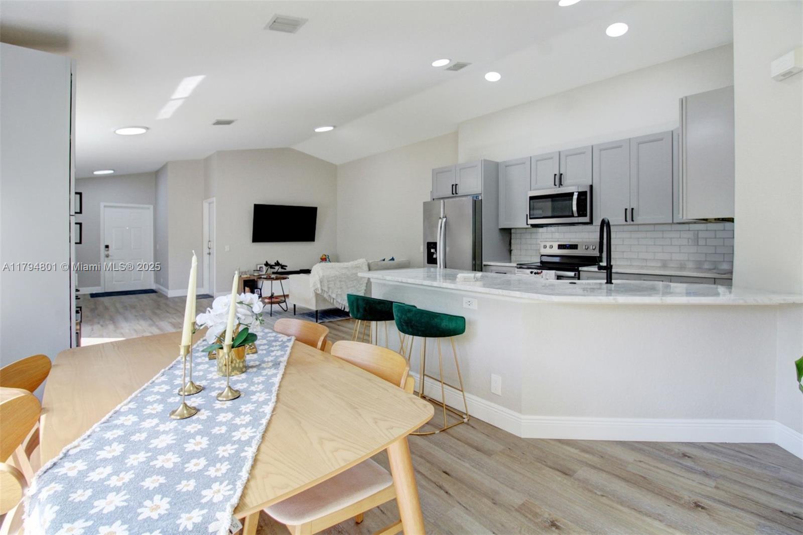 Property photo # 5