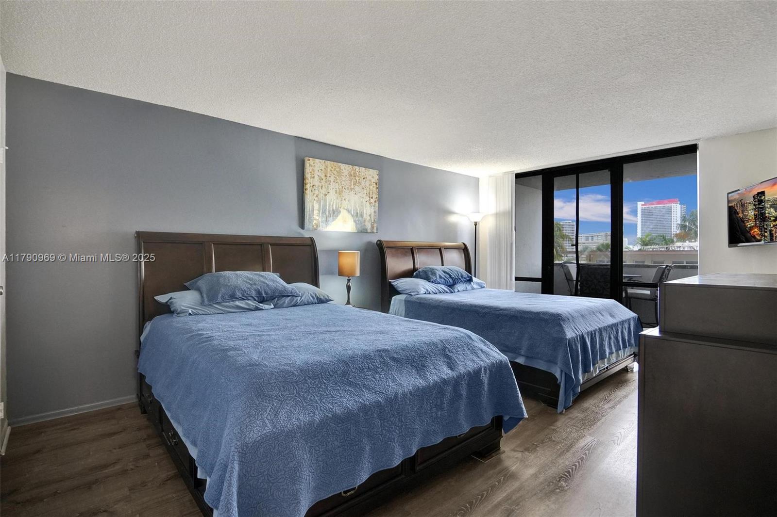 Property photo # 6