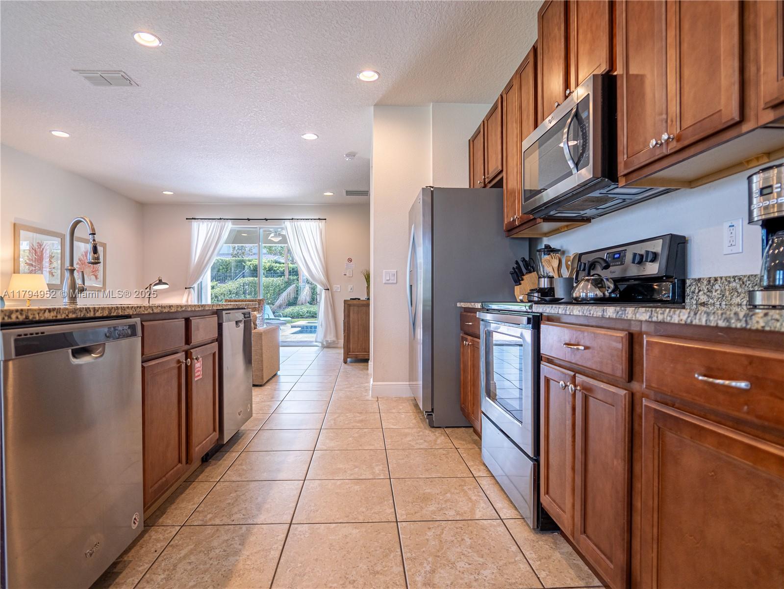 311 W Falls, Kissimmee, Florida image 15