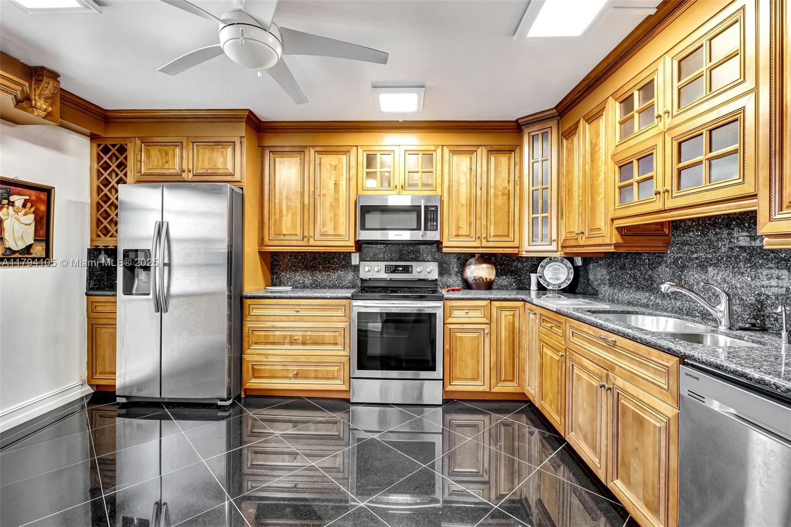 Property photo # 0