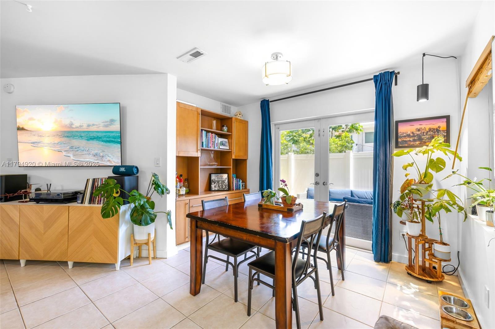 801 NE 18th Ave #1-4, Fort Lauderdale, Florida image 11