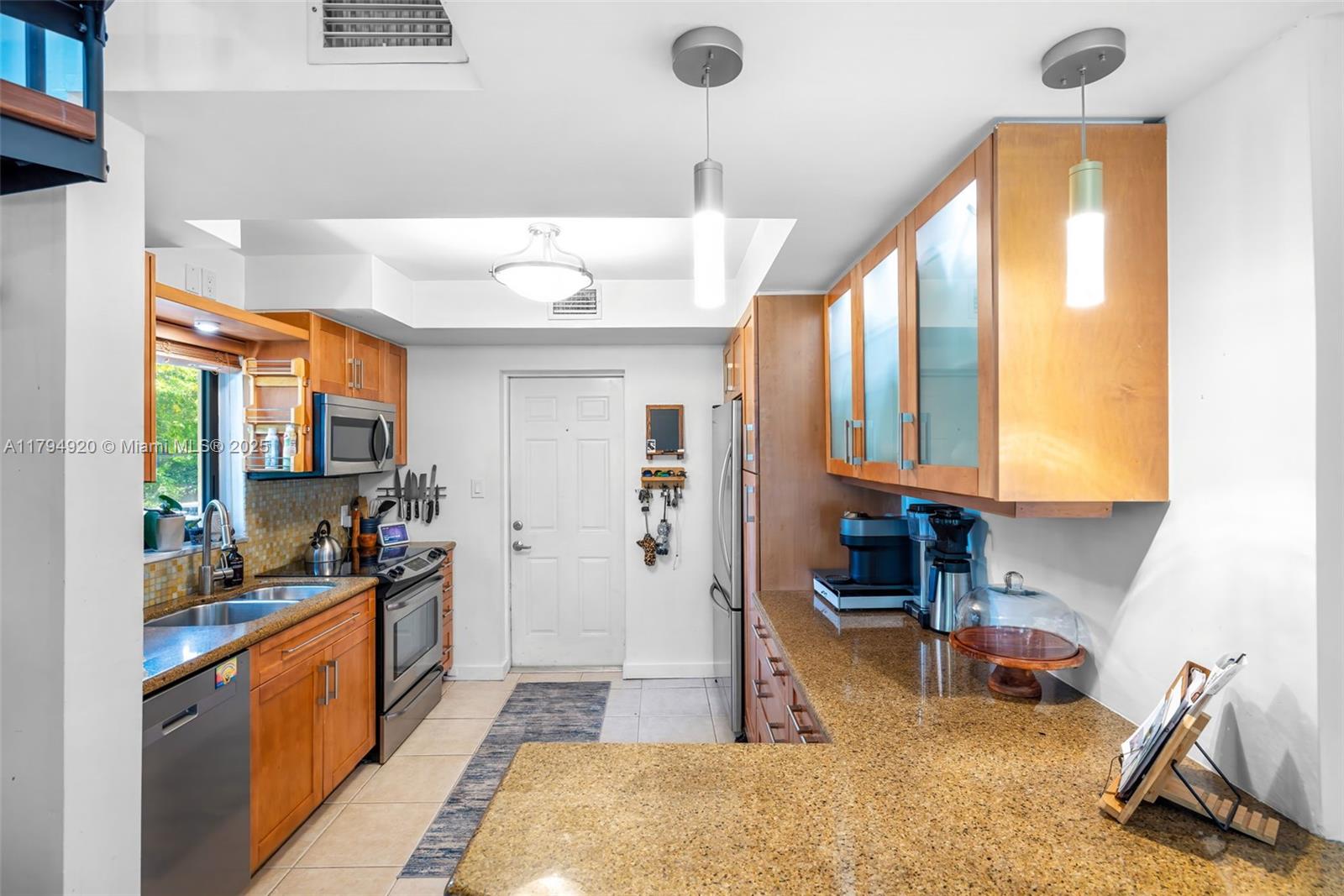 801 NE 18th Ave #1-4, Fort Lauderdale, Florida image 5