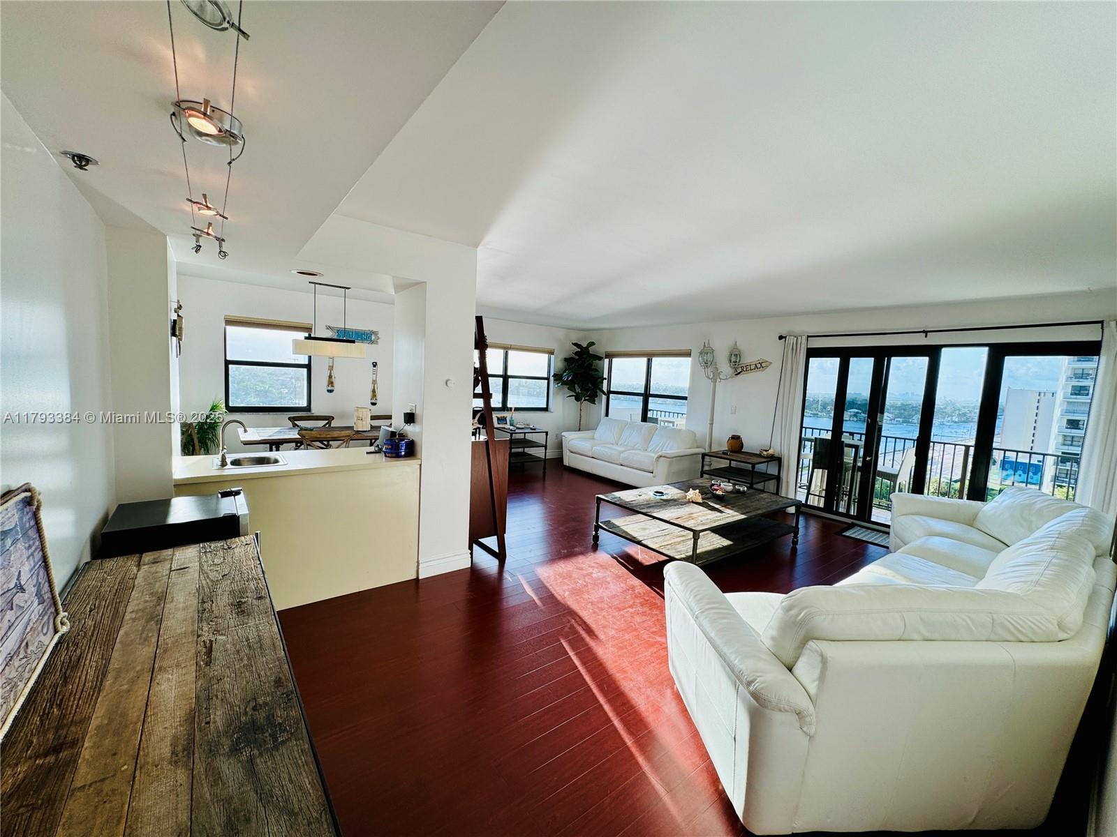Property photo # 8