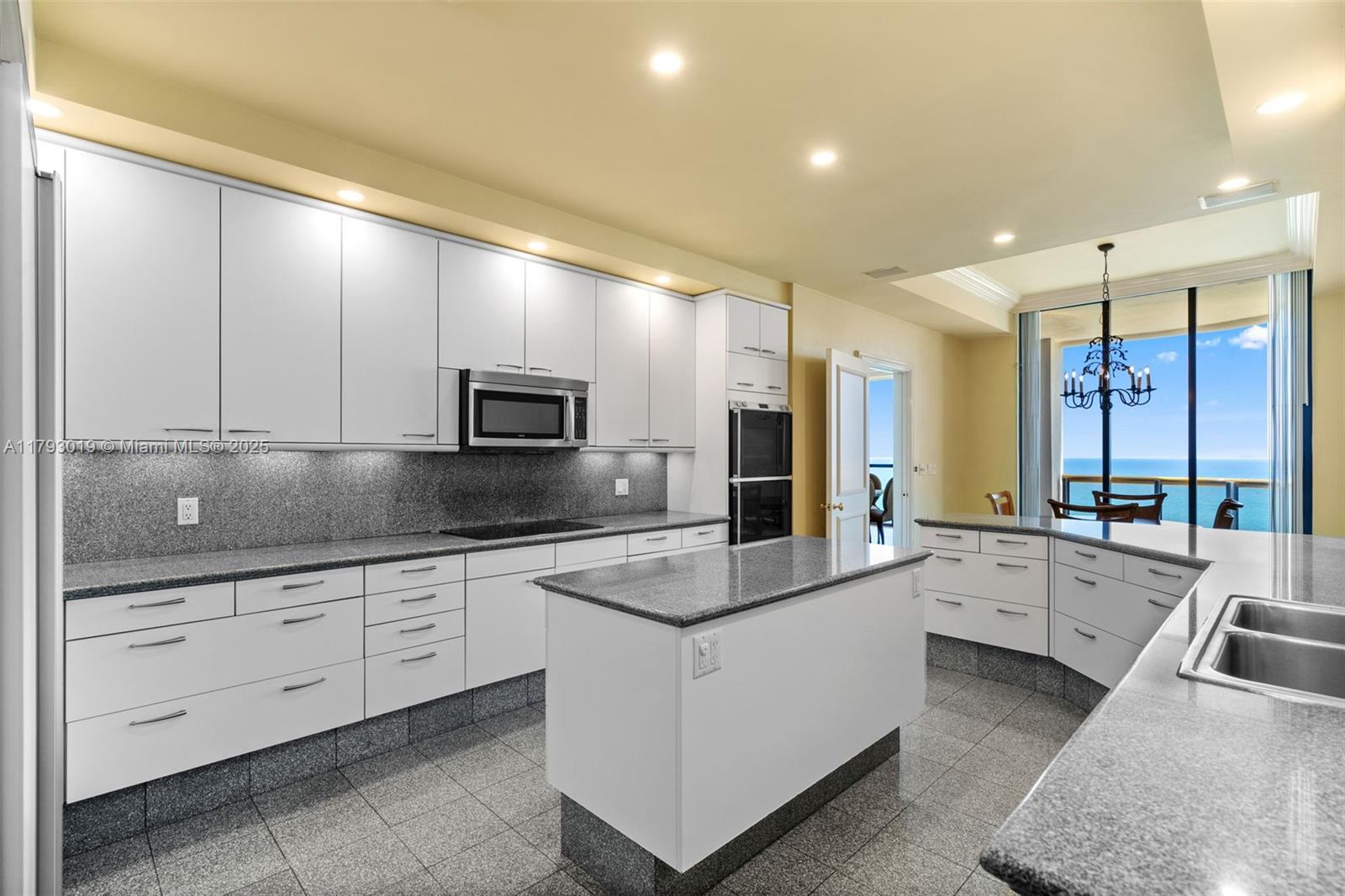 9999 Collins Ave #PH3D, Bal Harbour, Florida image 14