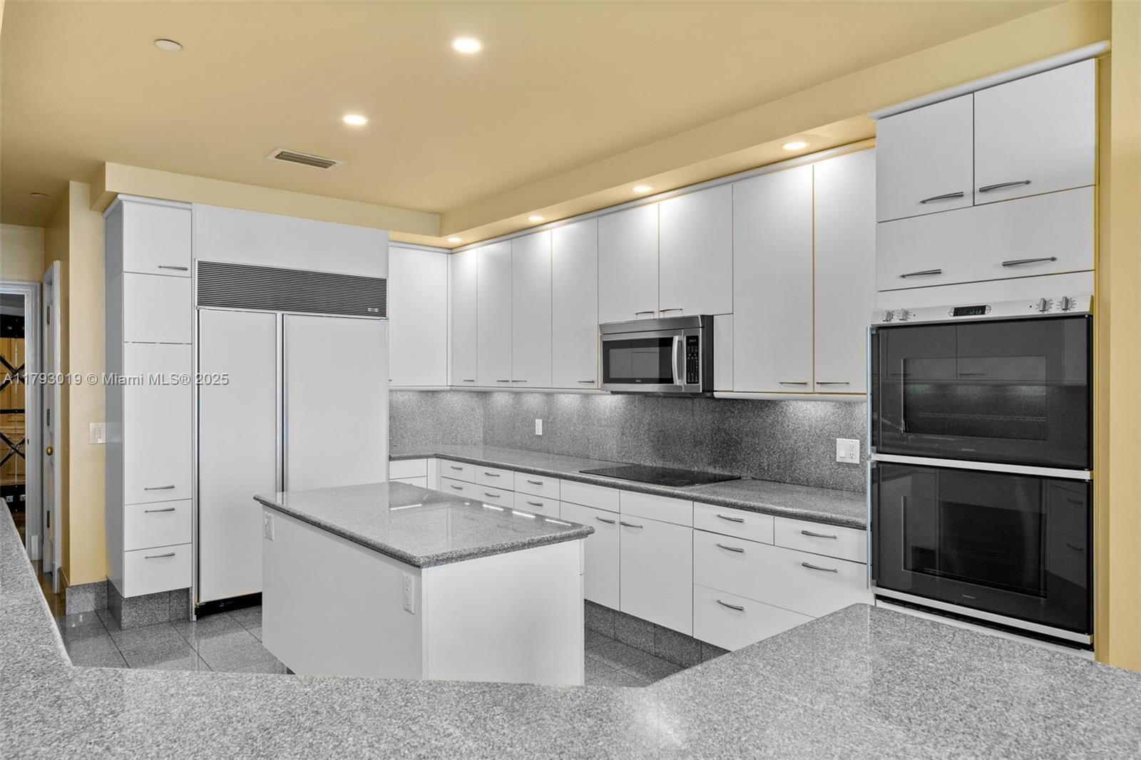 9999 Collins Ave #PH3D, Bal Harbour, Florida image 15