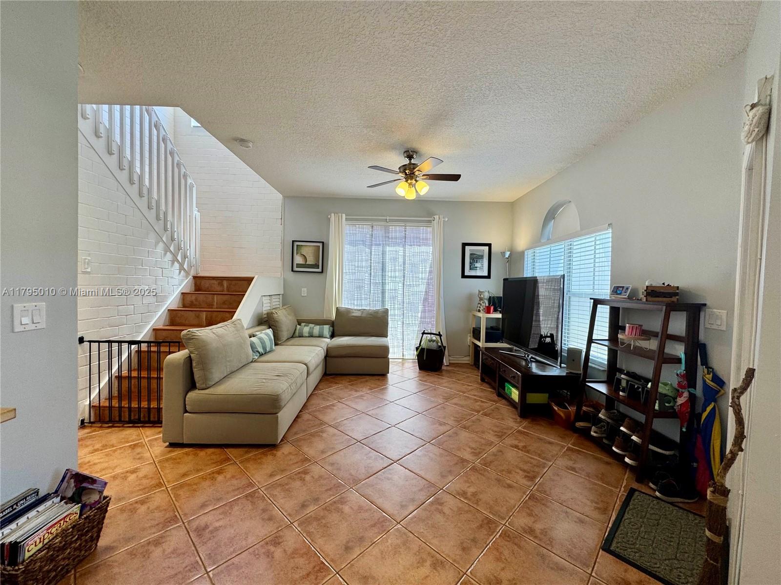 Property photo # 9