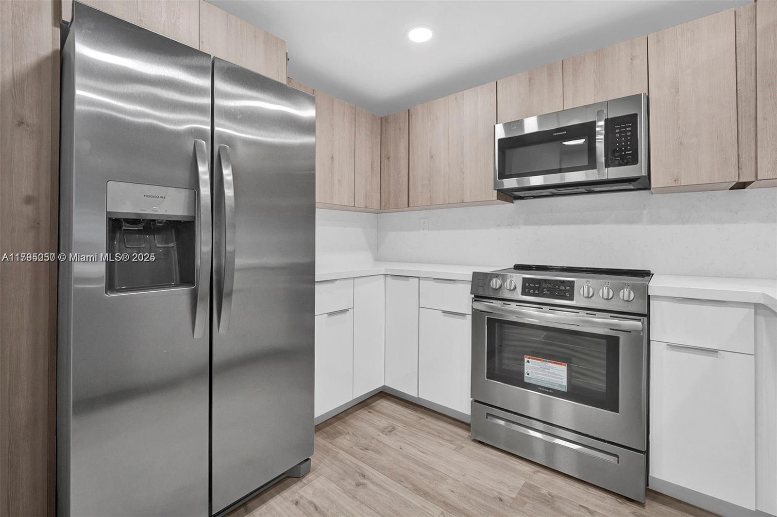 Property photo # 9