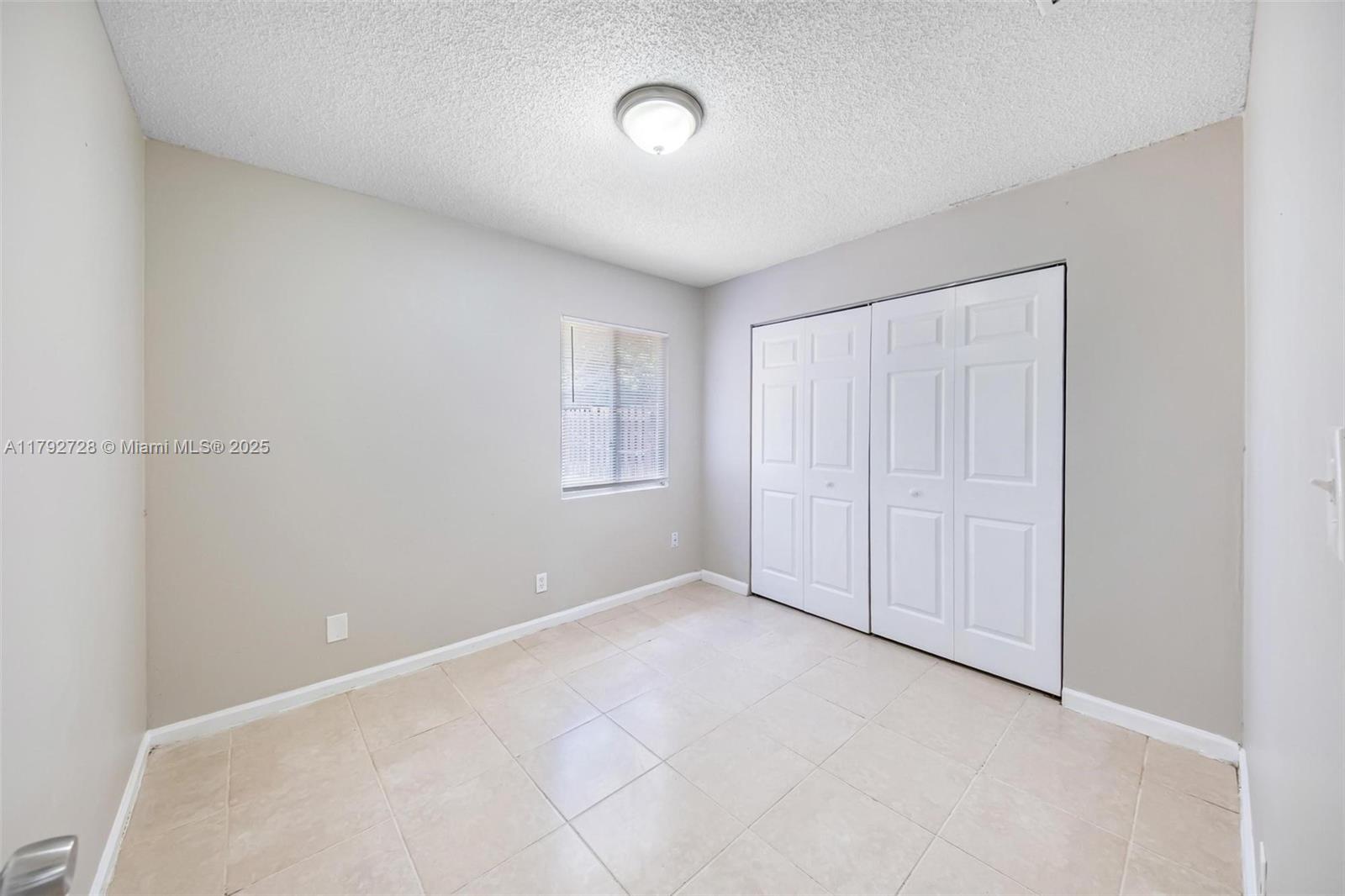 1251 SW 73rd Ave, North Lauderdale, Florida image 5