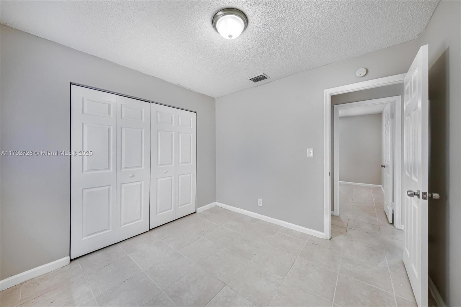 1251 SW 73rd Ave, North Lauderdale, Florida image 6