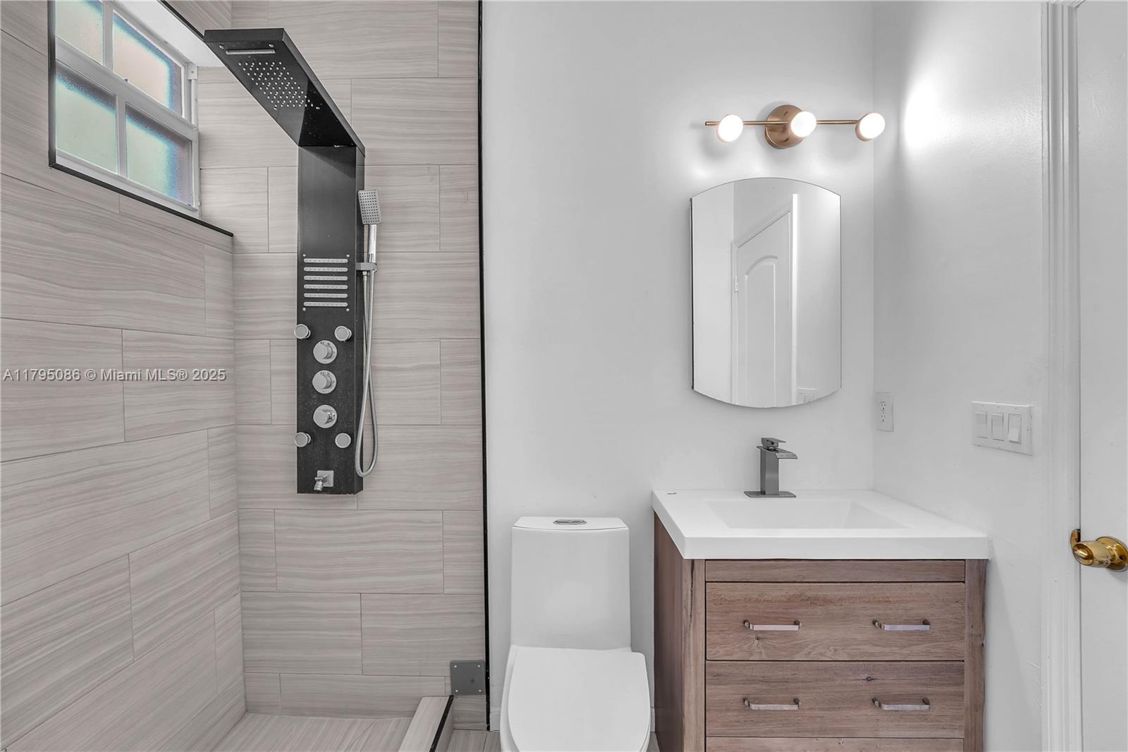 2307 Washington St #5, Hollywood, Florida image 23