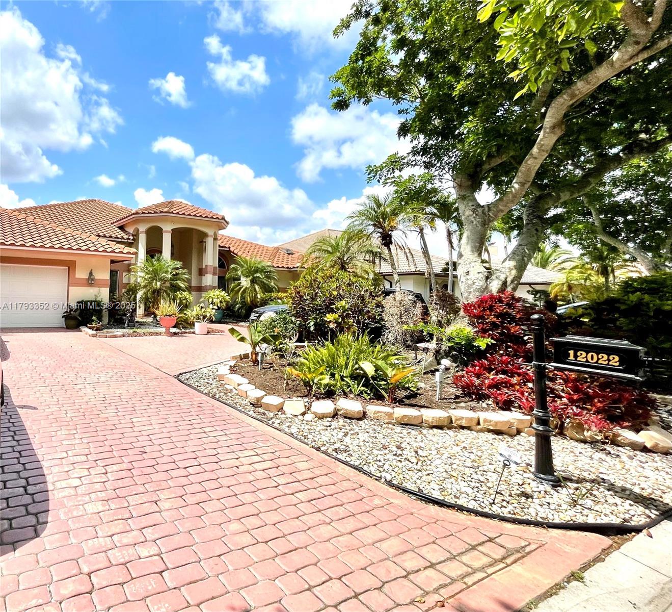 12022 Classic Dr, Coral Springs, Florida image 49