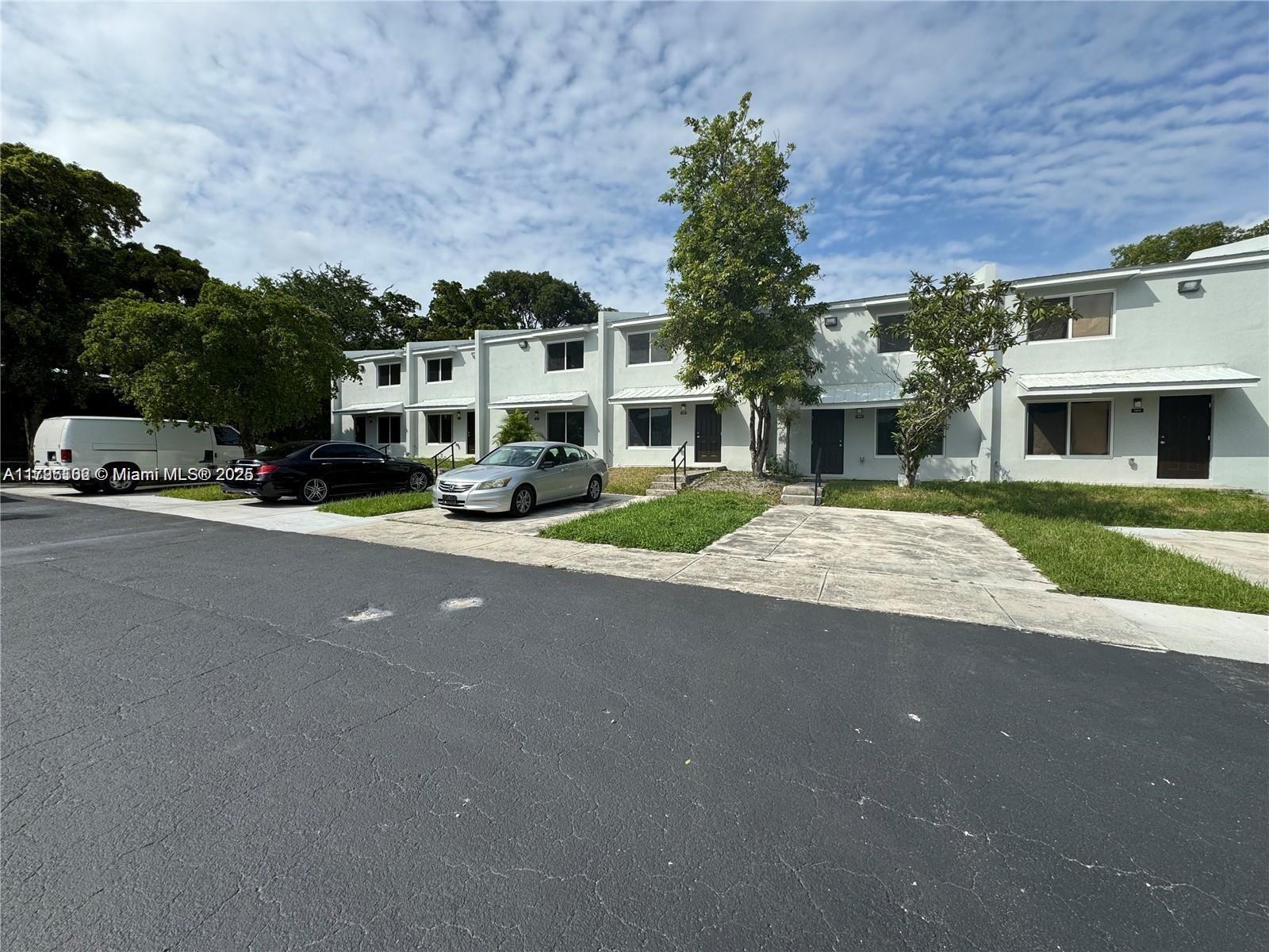 Property photo # 0