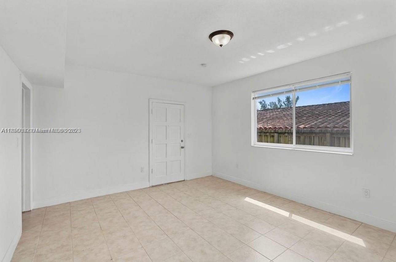 Property photo # 7