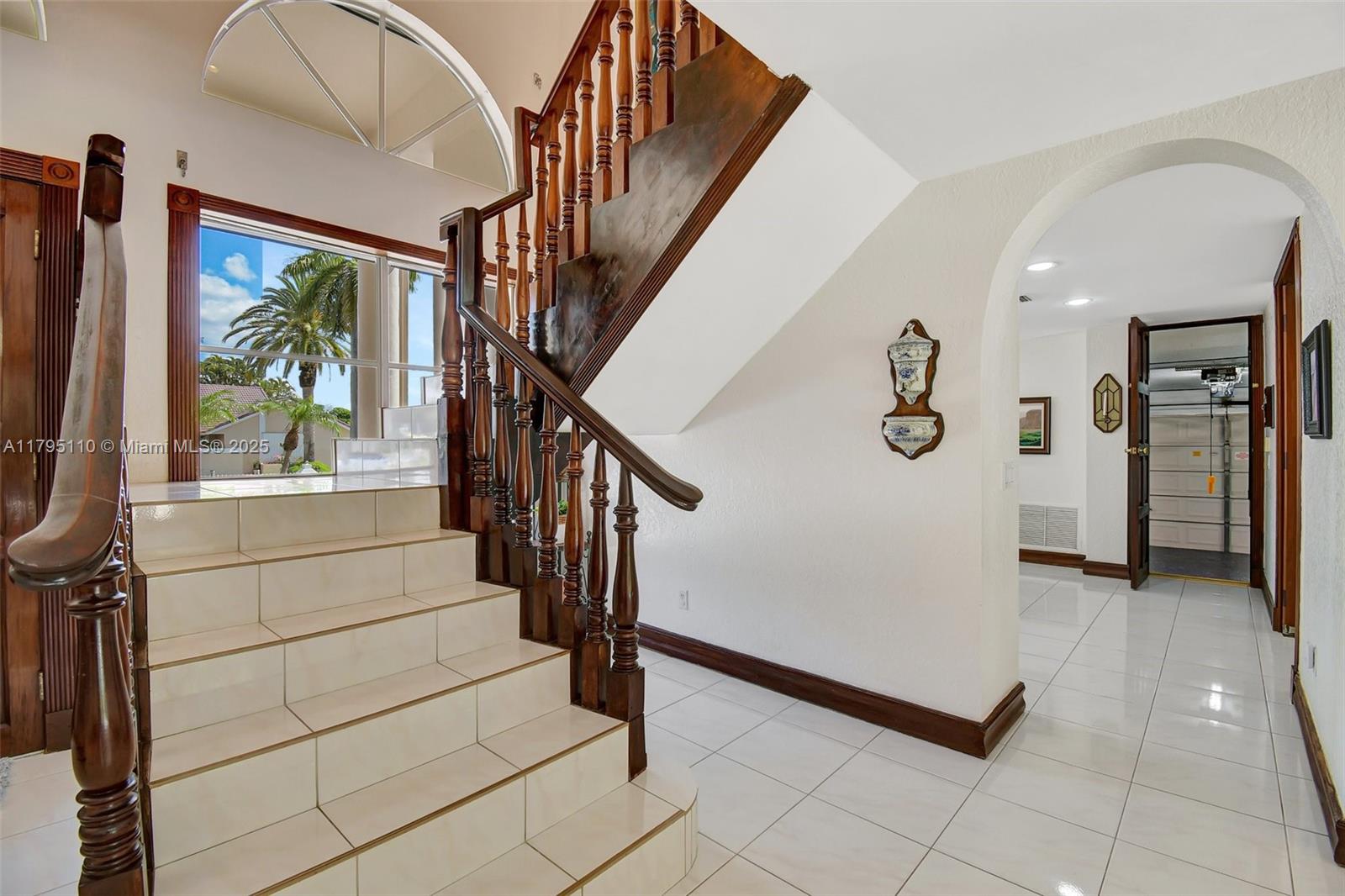 12360 SW 1st Street, Plantation, Florida image 32