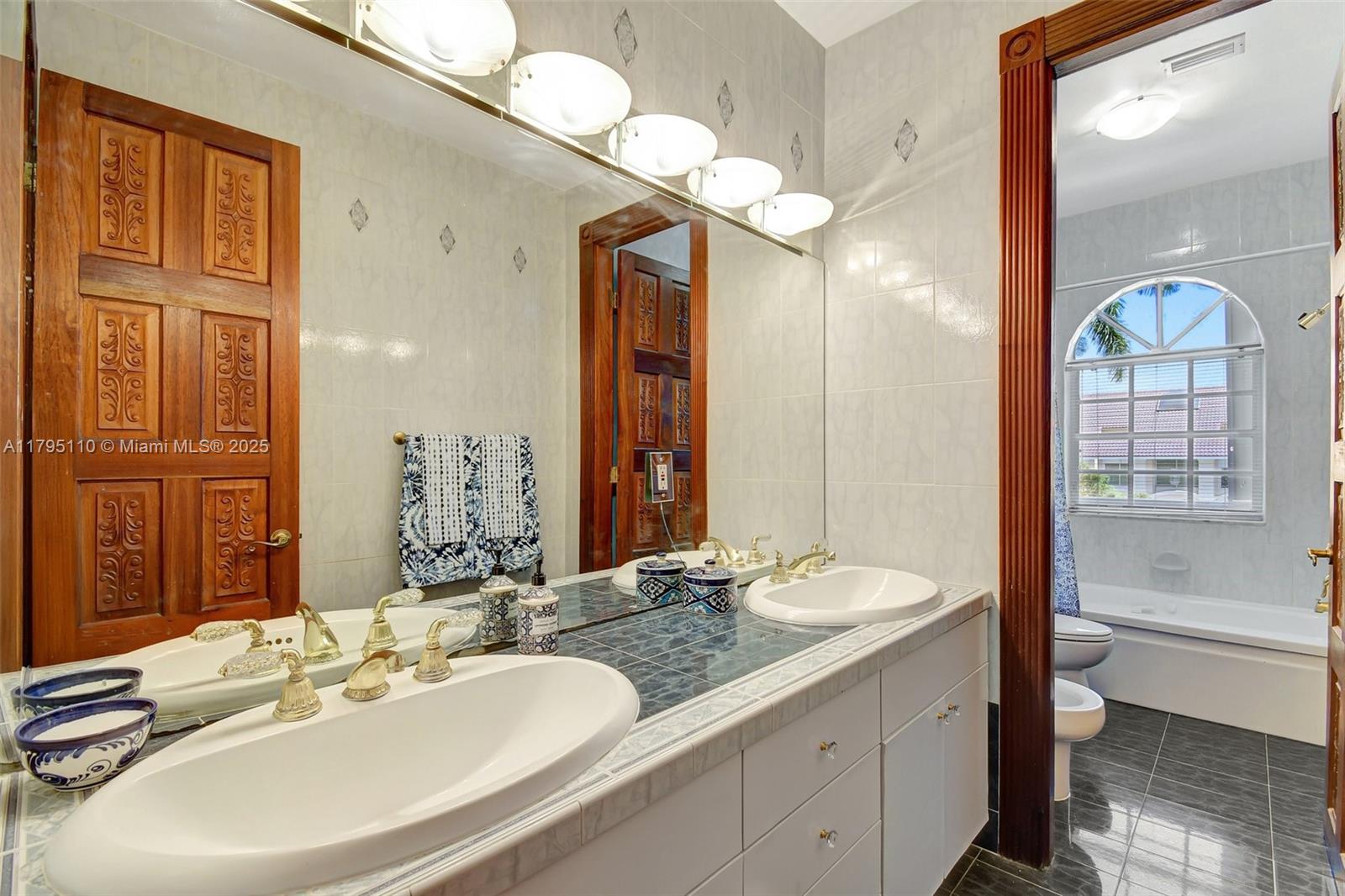 12360 SW 1st Street, Plantation, Florida image 44