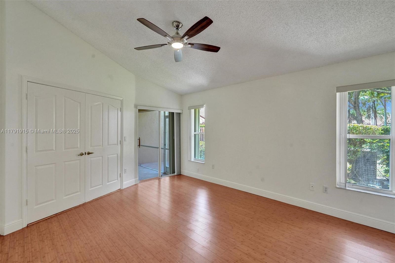 9751 Malvern Dr, Tamarac, Florida image 18