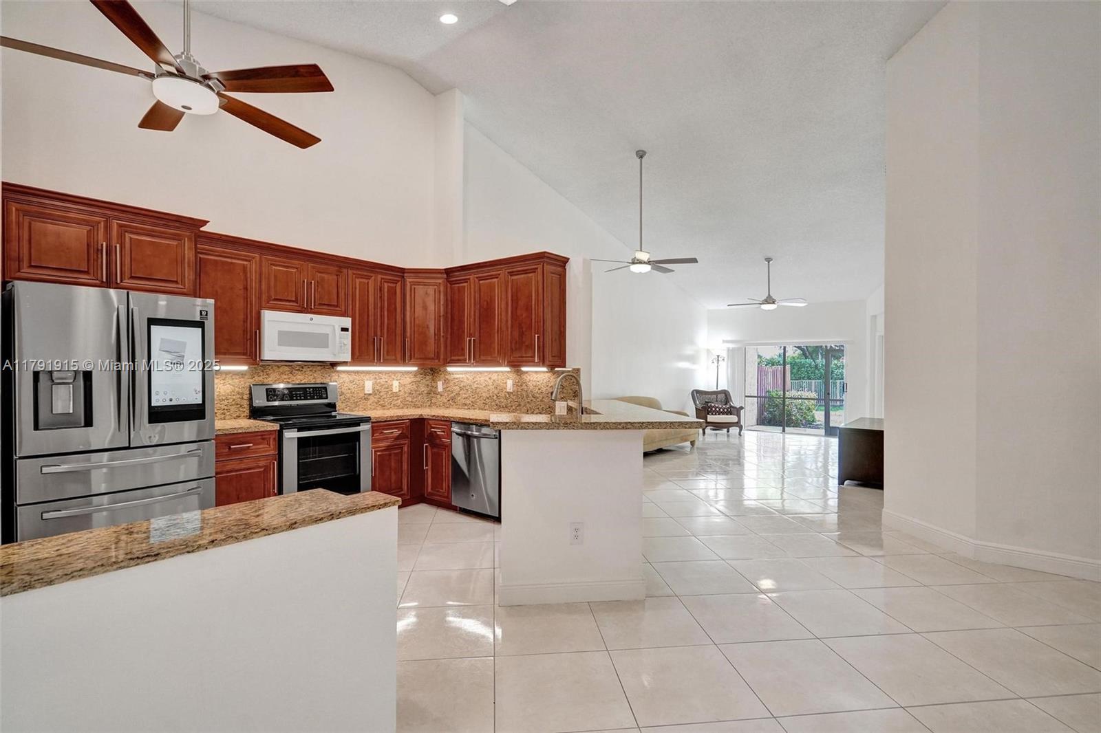 9751 Malvern Dr, Tamarac, Florida image 4