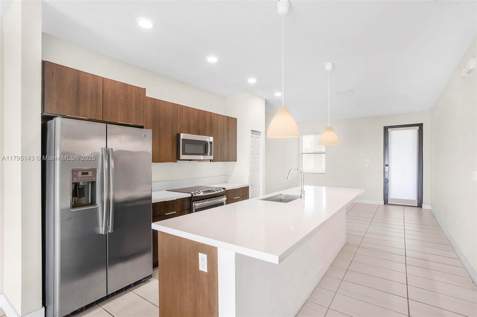Property photo # 3