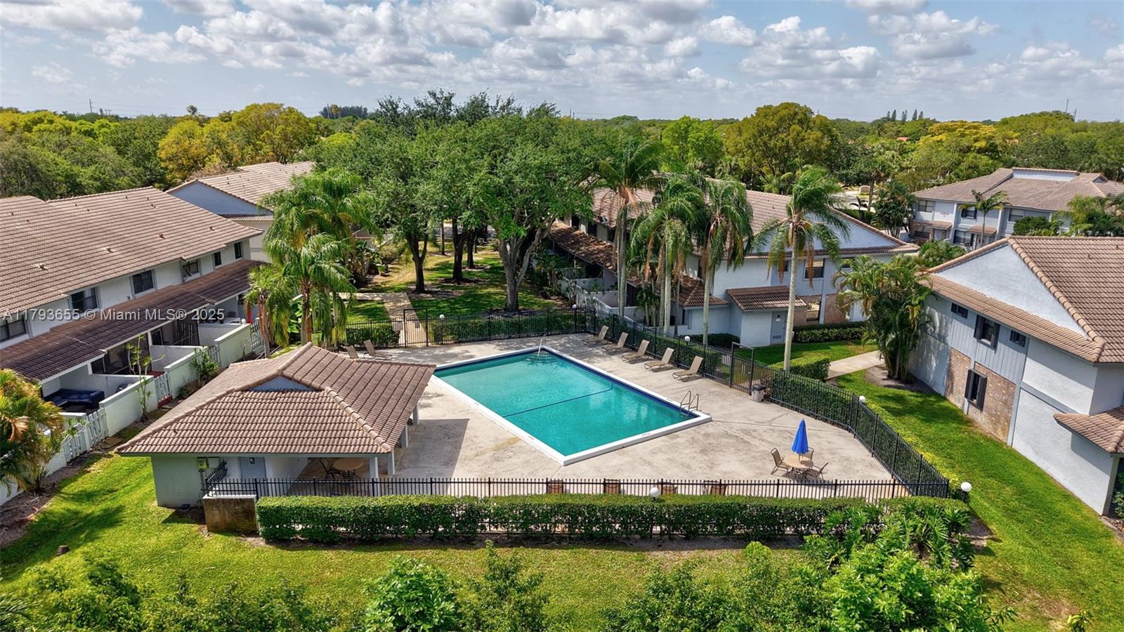 9829 Riverside Dr #42-6, Coral Springs, Florida image 33