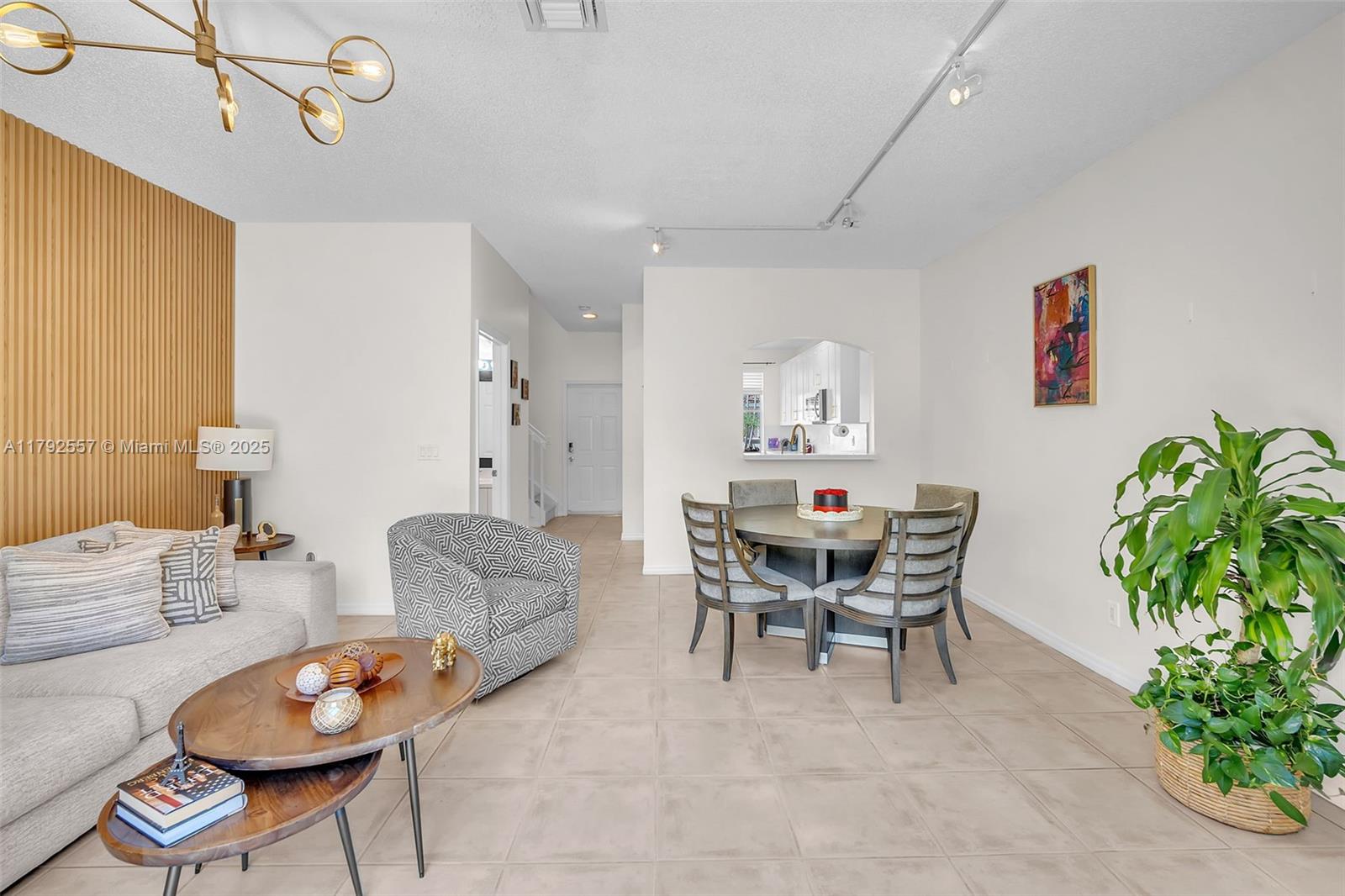 Property photo # 7