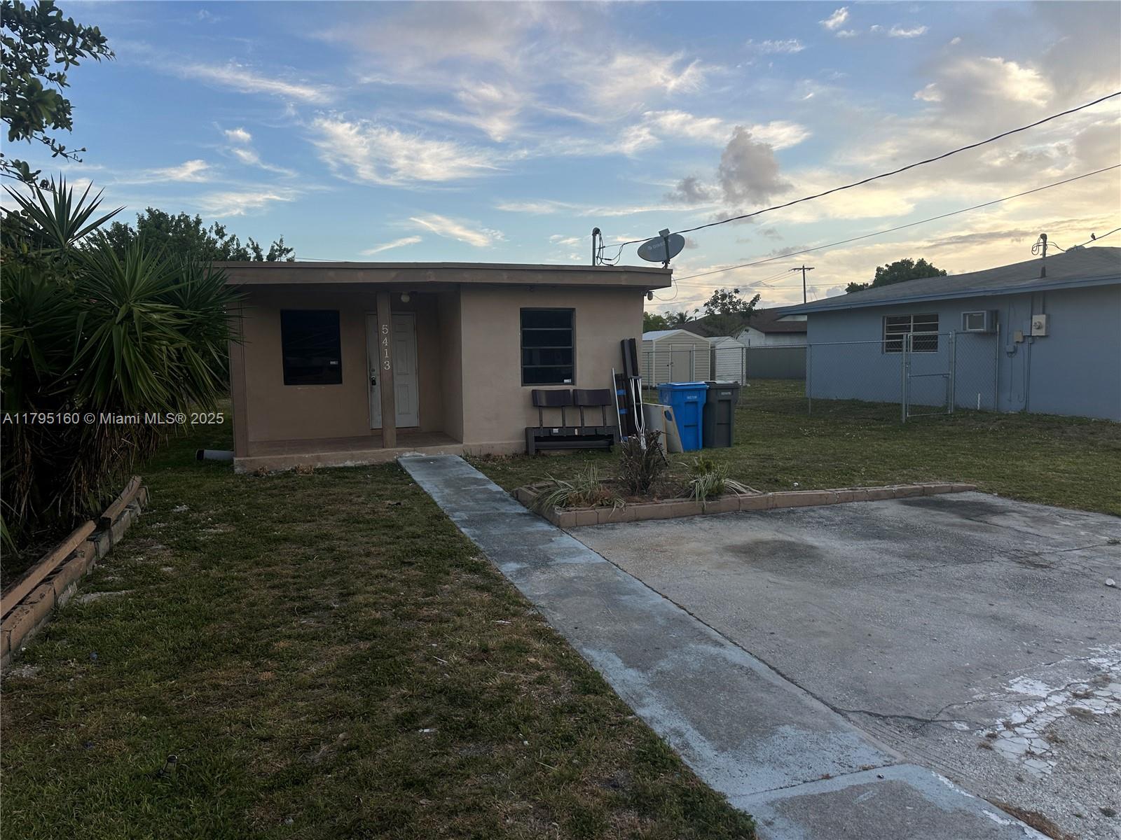 Property photo # 0