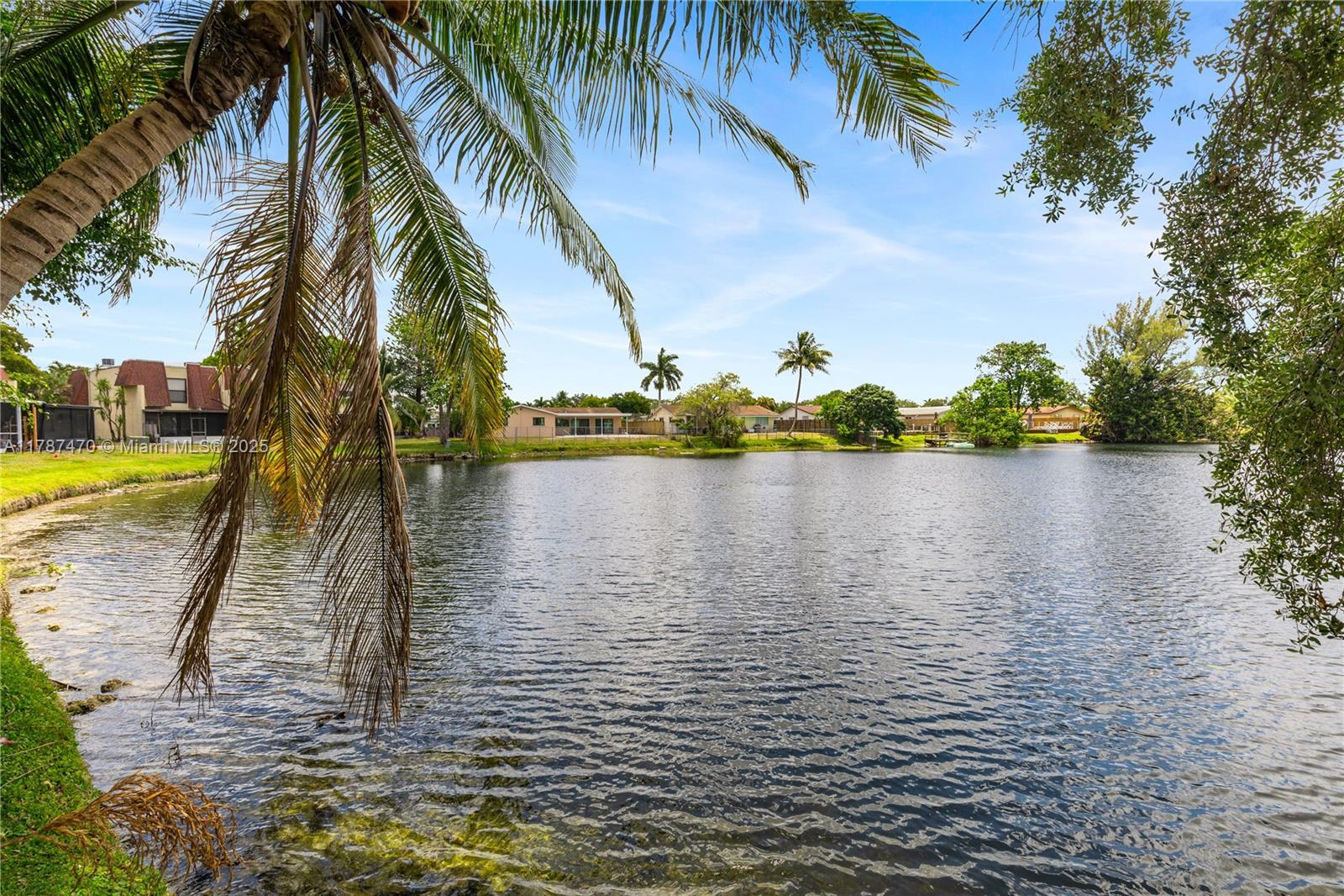 8956 Palm Tree Ln #8956, Pembroke Pines, Florida image 26