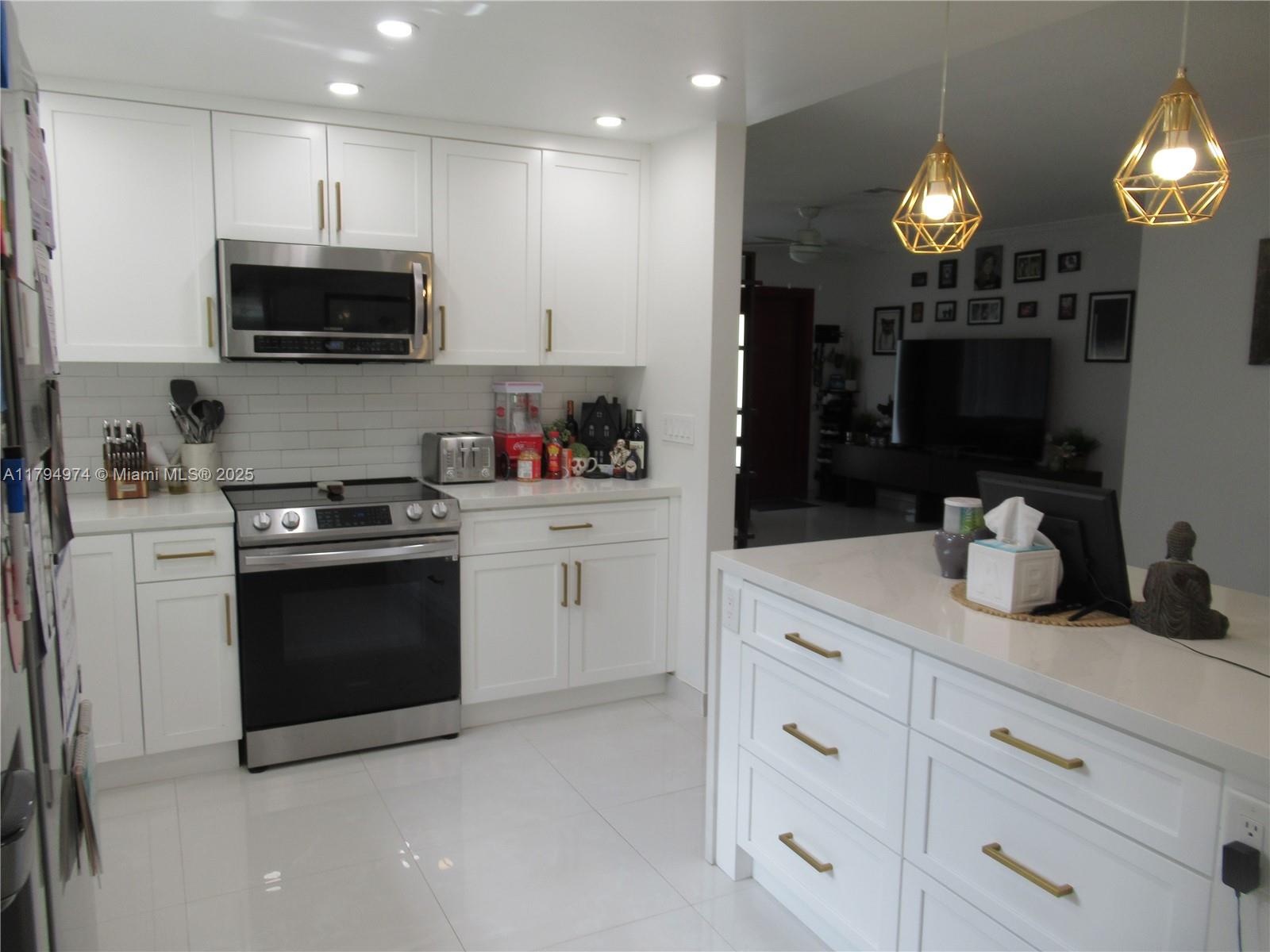 Listing Photo 13