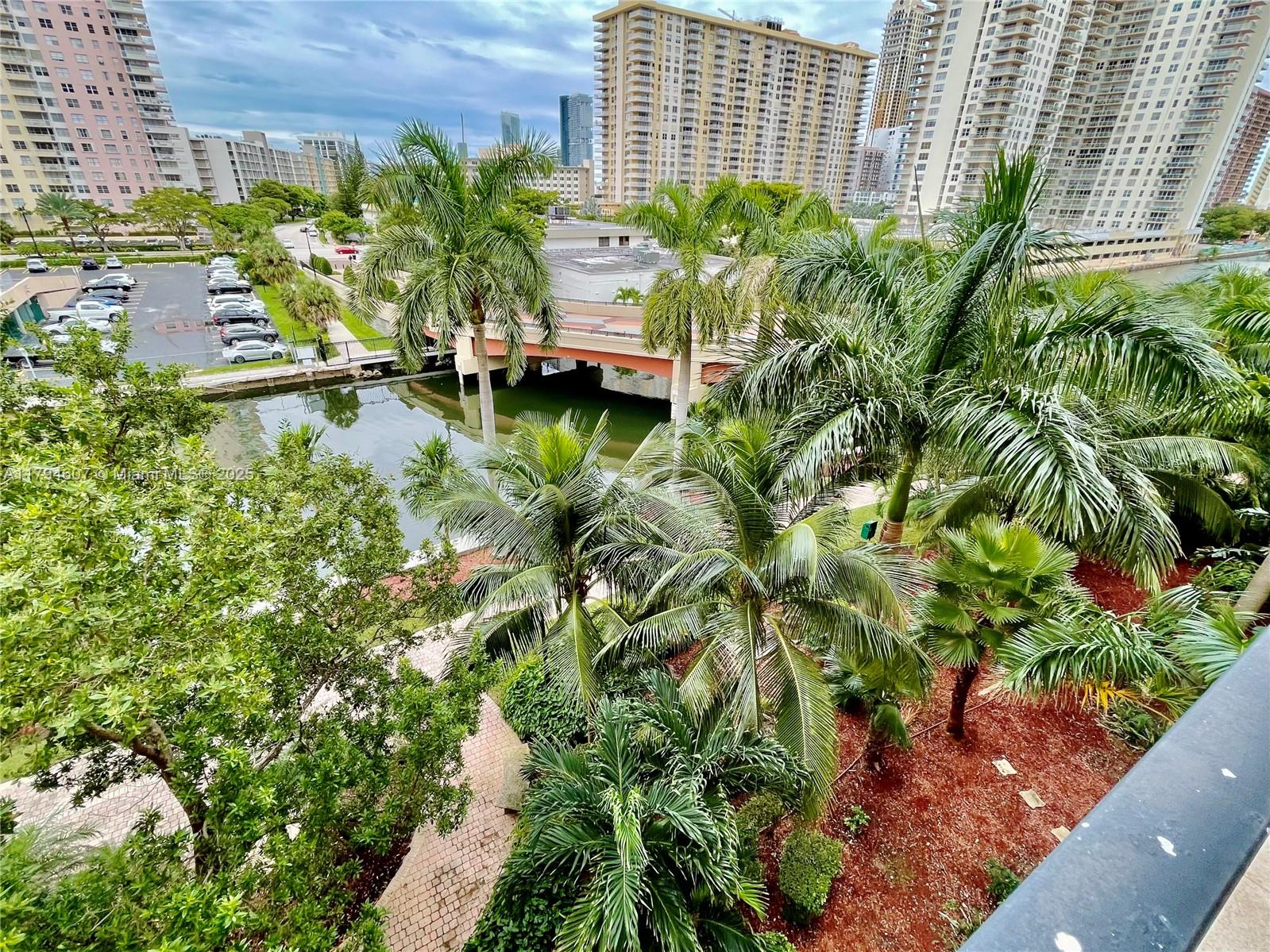 Property photo # 0