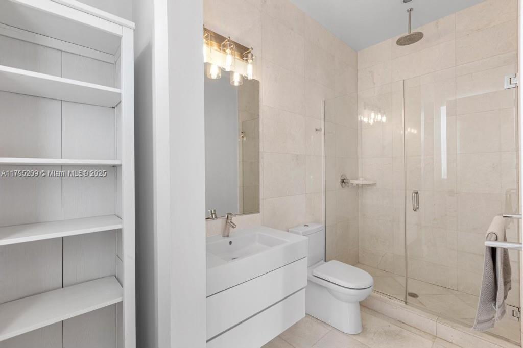 689 Glenridge Rd, Key Biscayne, Florida image 31