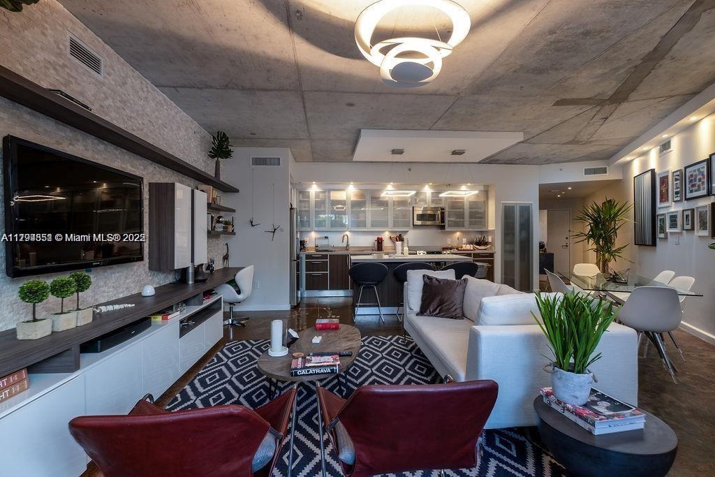 Property photo # 2
