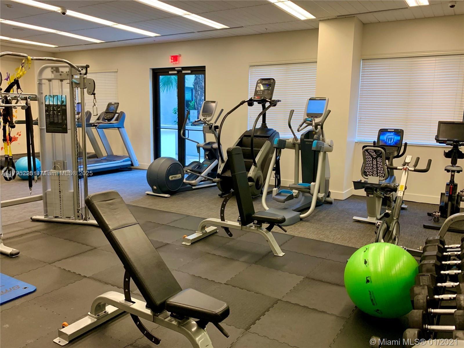 999 SW 1st Ave #1812, Miami FL 33130