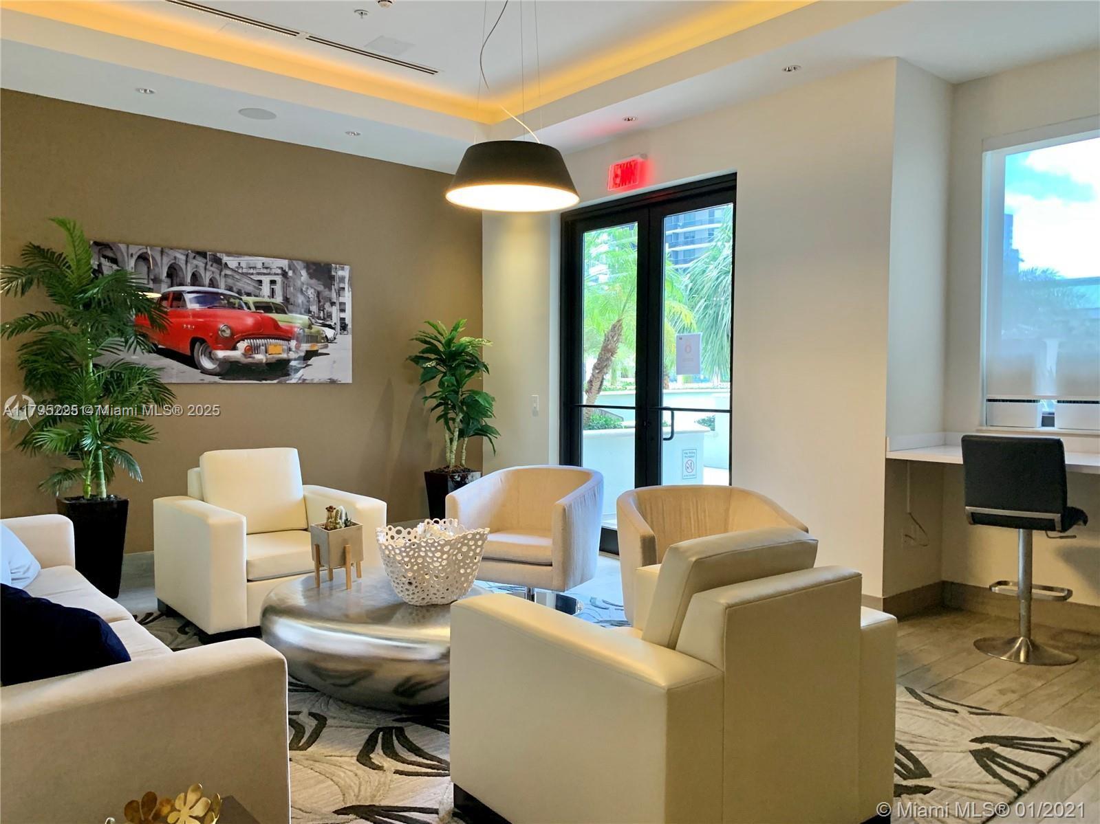 999 SW 1st Ave #1812, Miami FL 33130