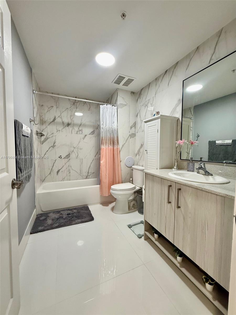 10950 NW 82nd St #115, Doral, Florida image 14