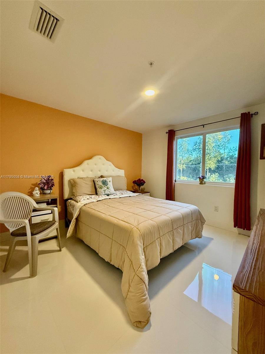 10950 NW 82nd St #115, Doral, Florida image 15