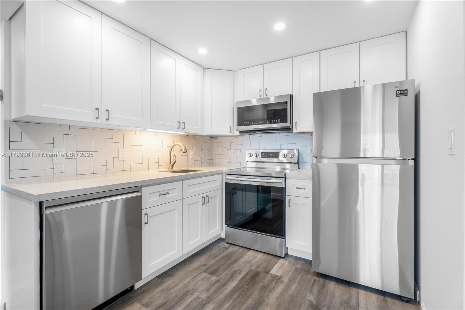 Property photo # 0