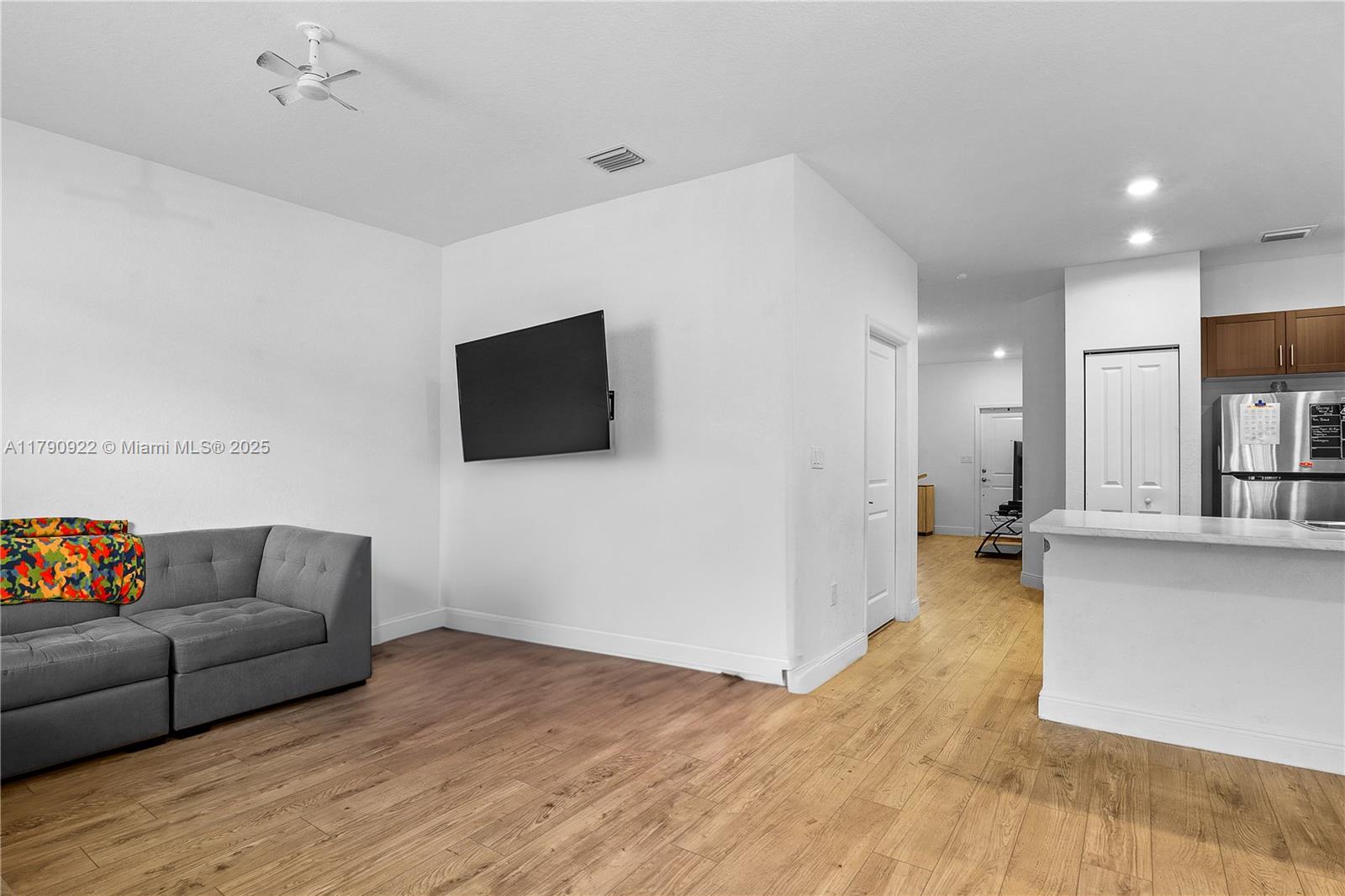 1434 SW 54th Ave, North Lauderdale, Florida image 26
