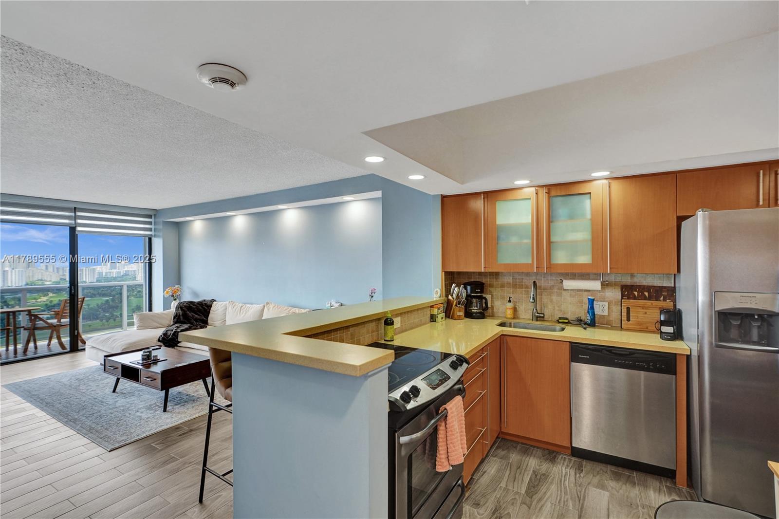 3625 N Country Club Dr #2505, Aventura, Florida image 11