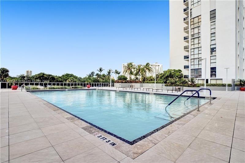 3625 N Country Club Dr #2505, Aventura, Florida image 20