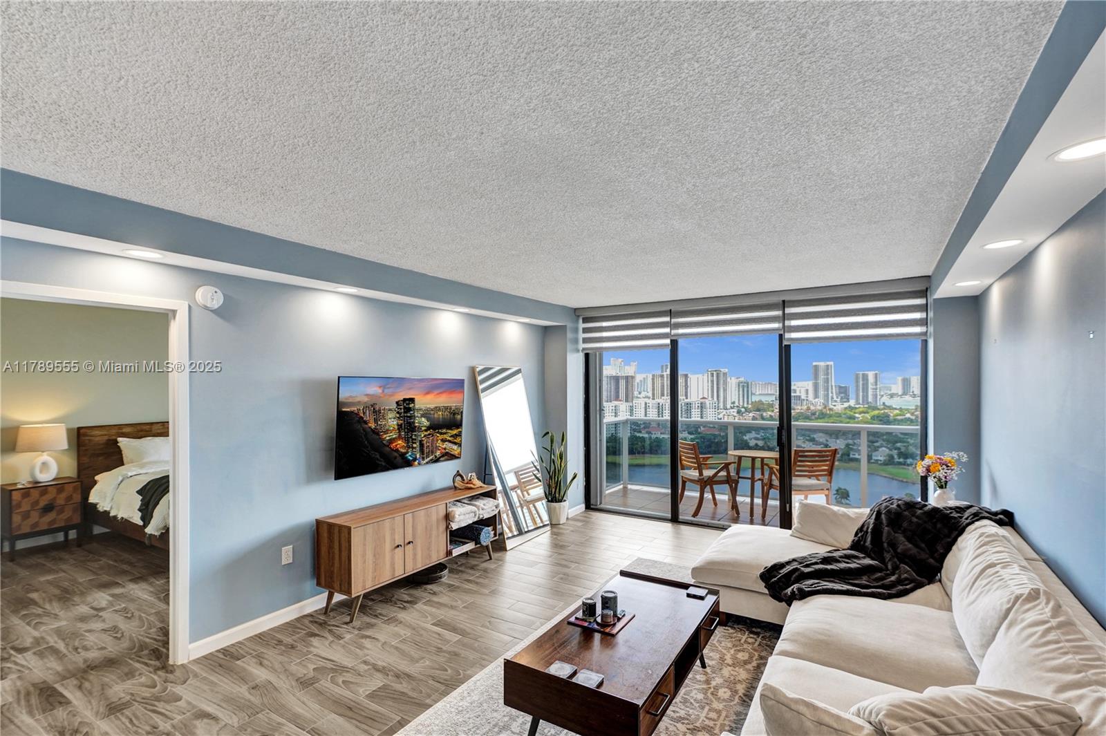 3625 N Country Club Dr #2505, Aventura, Florida image 5