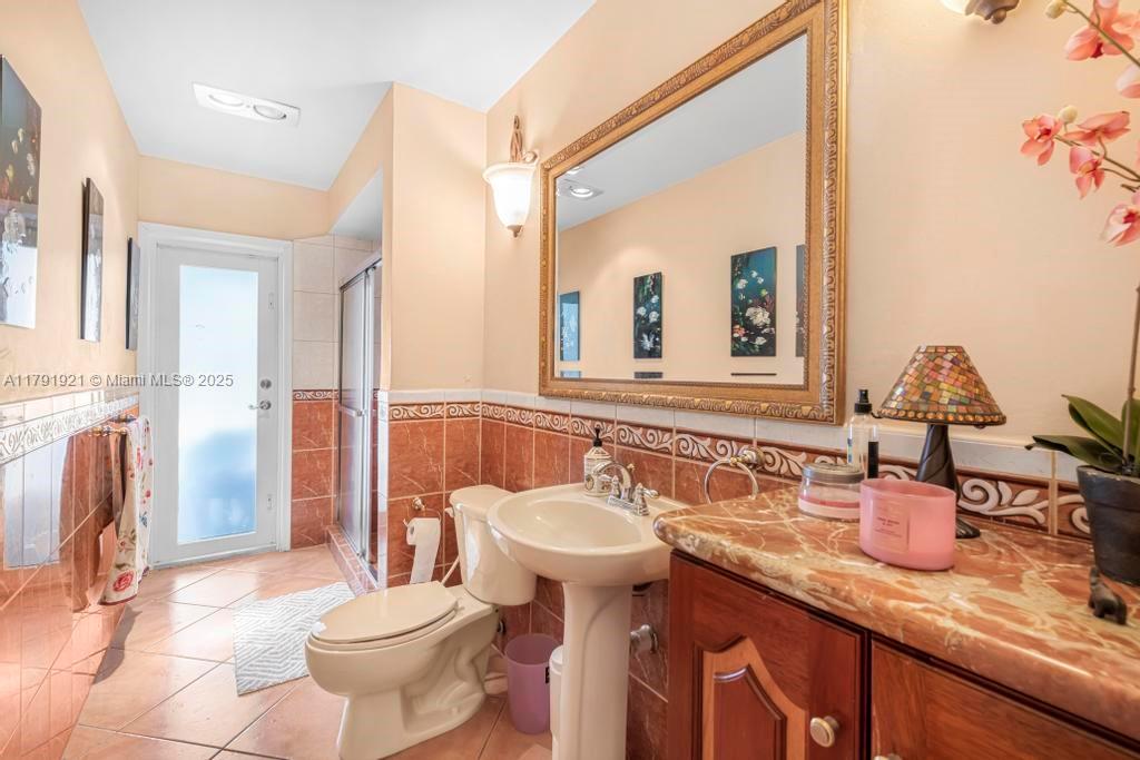 Listing Photo 18