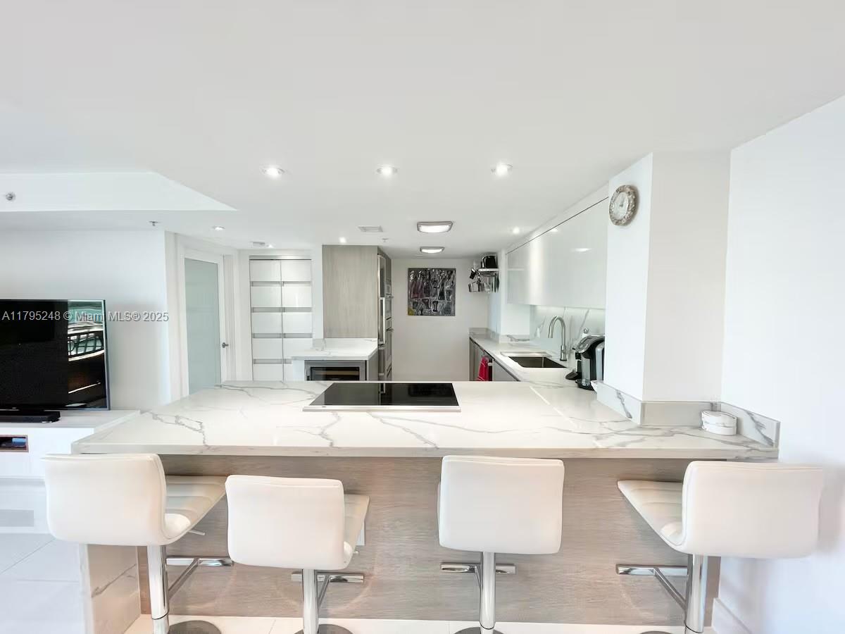 90 Alton Rd #FL-5, Miami Beach FL 33139